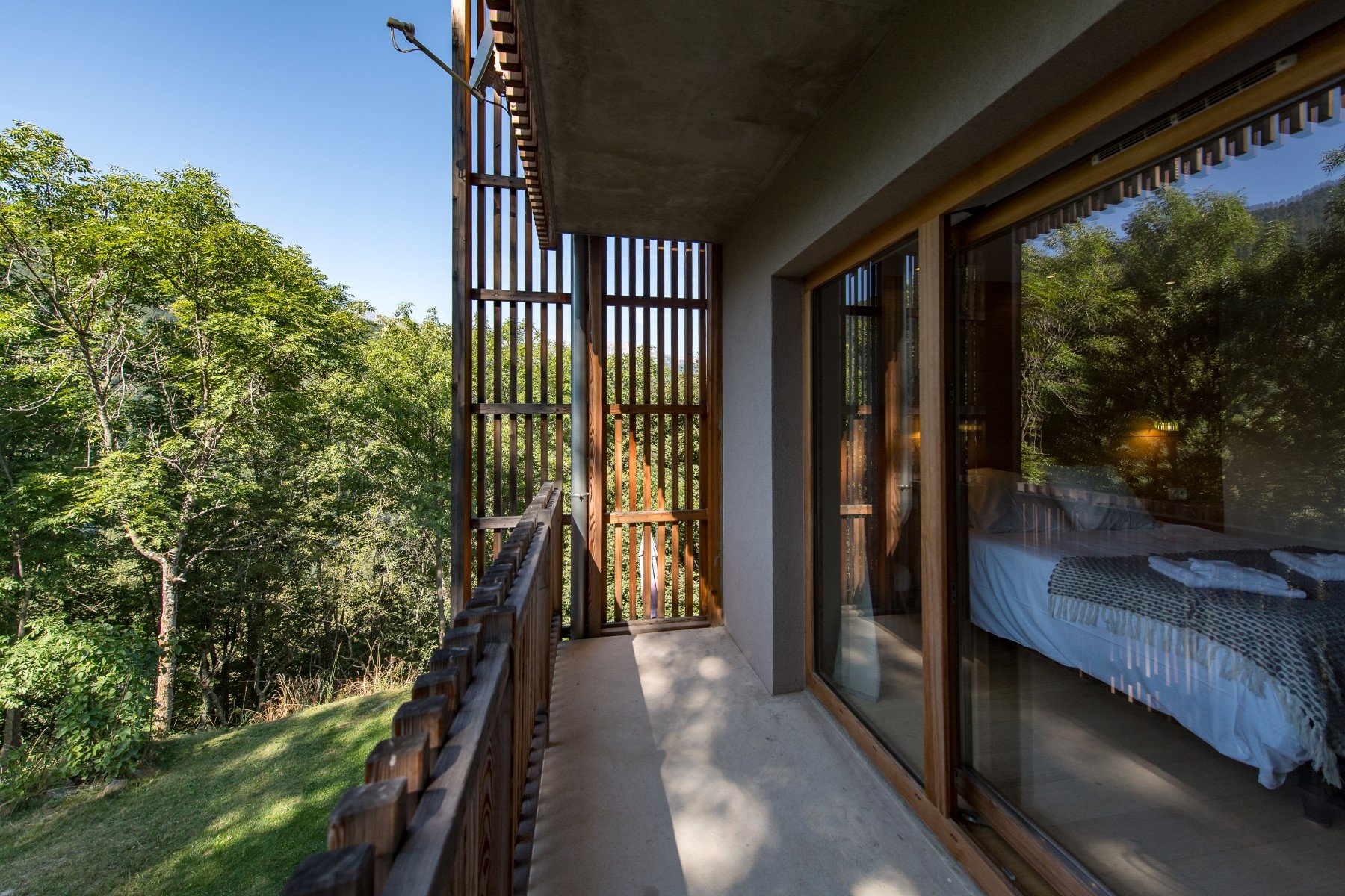 Le balcon de la chambre Sud du premier étage.