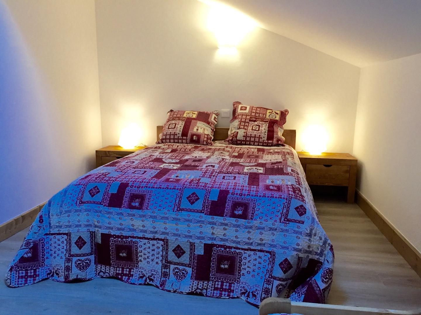Chambre N°3, lit double