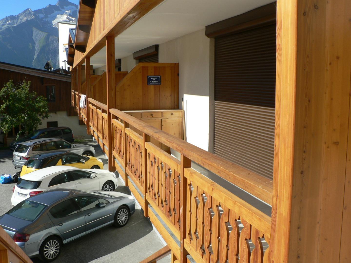 vue terrasse/parking