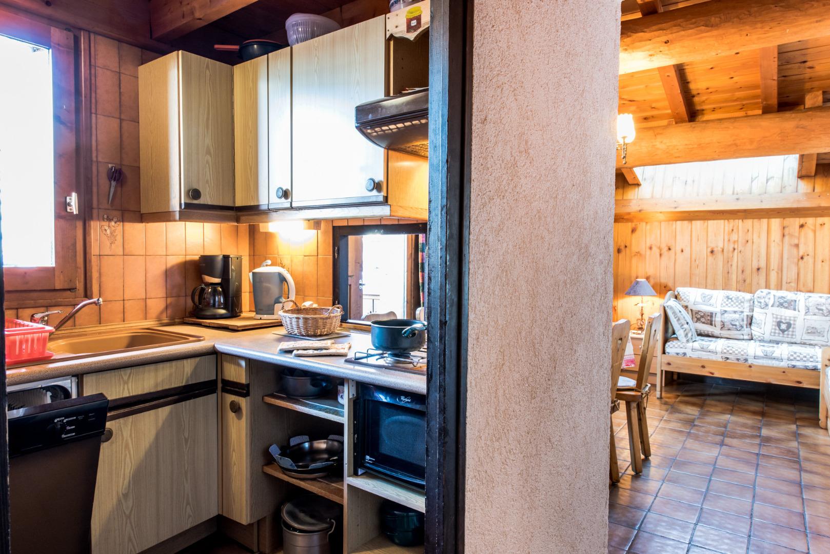 KITCHENETTE