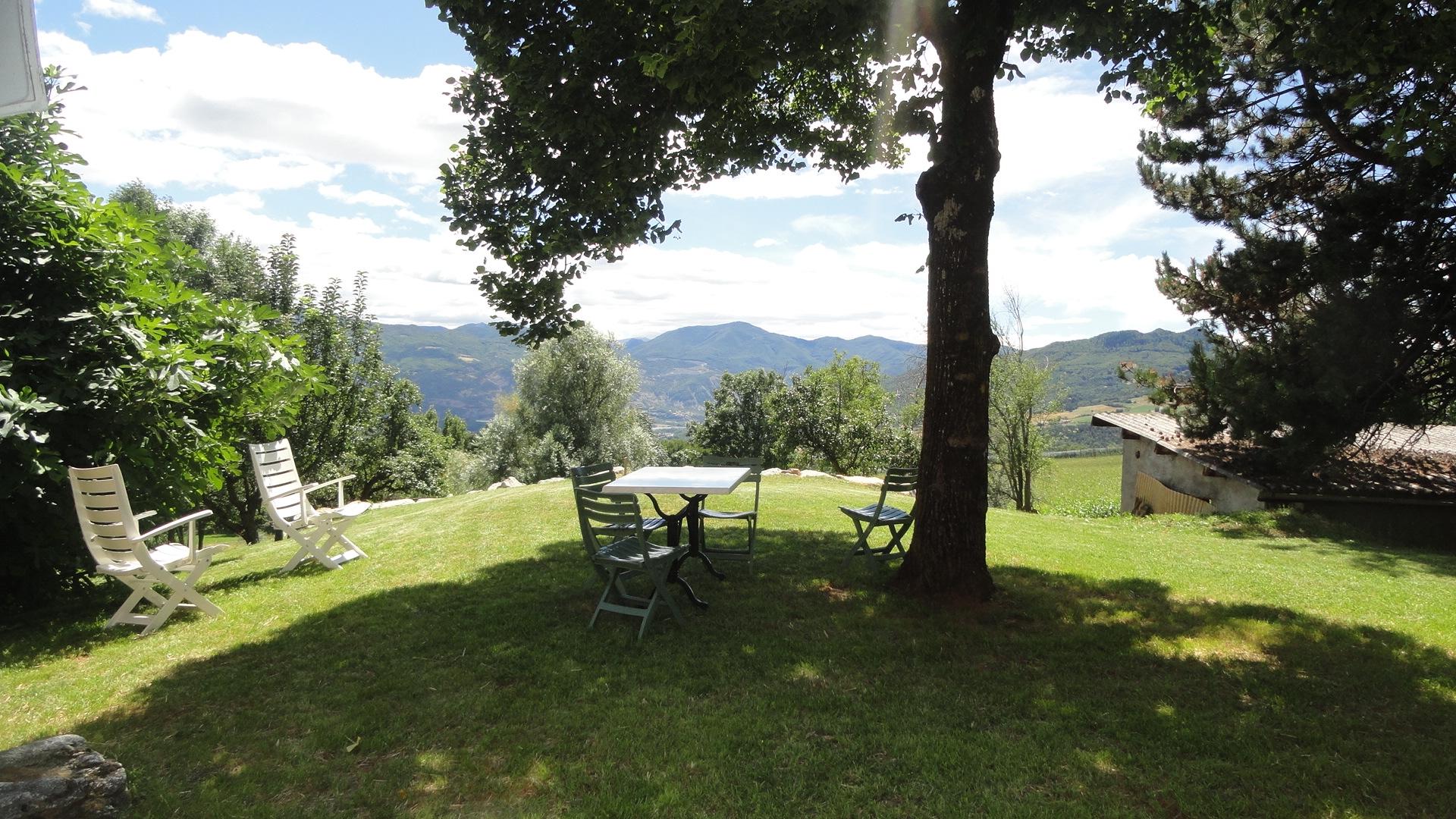 LE CLOS MICHEL