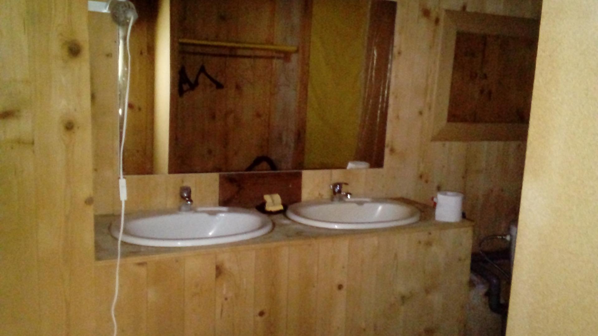 salle de douche 2lavabos Wc
