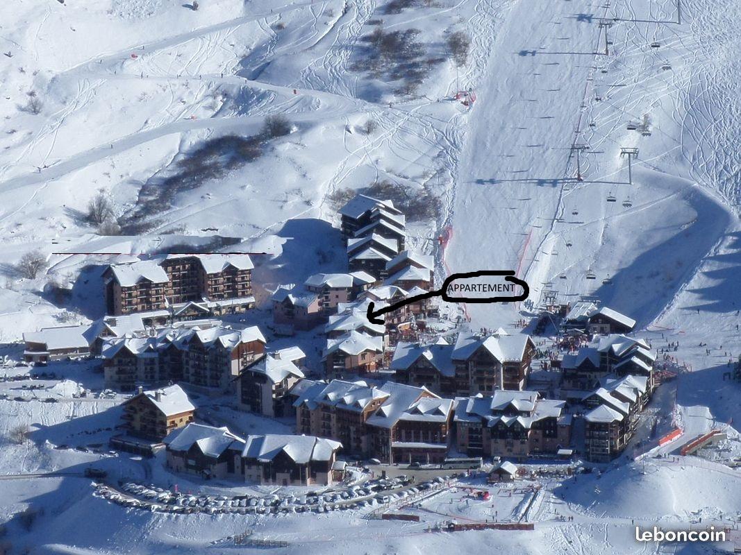 situation de l'appartement par rapport aux pistes.