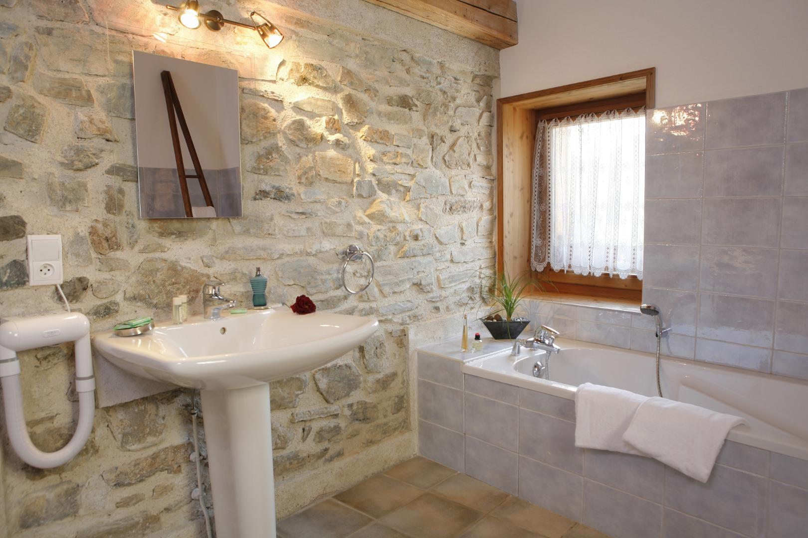 Salle de bain chambre 1