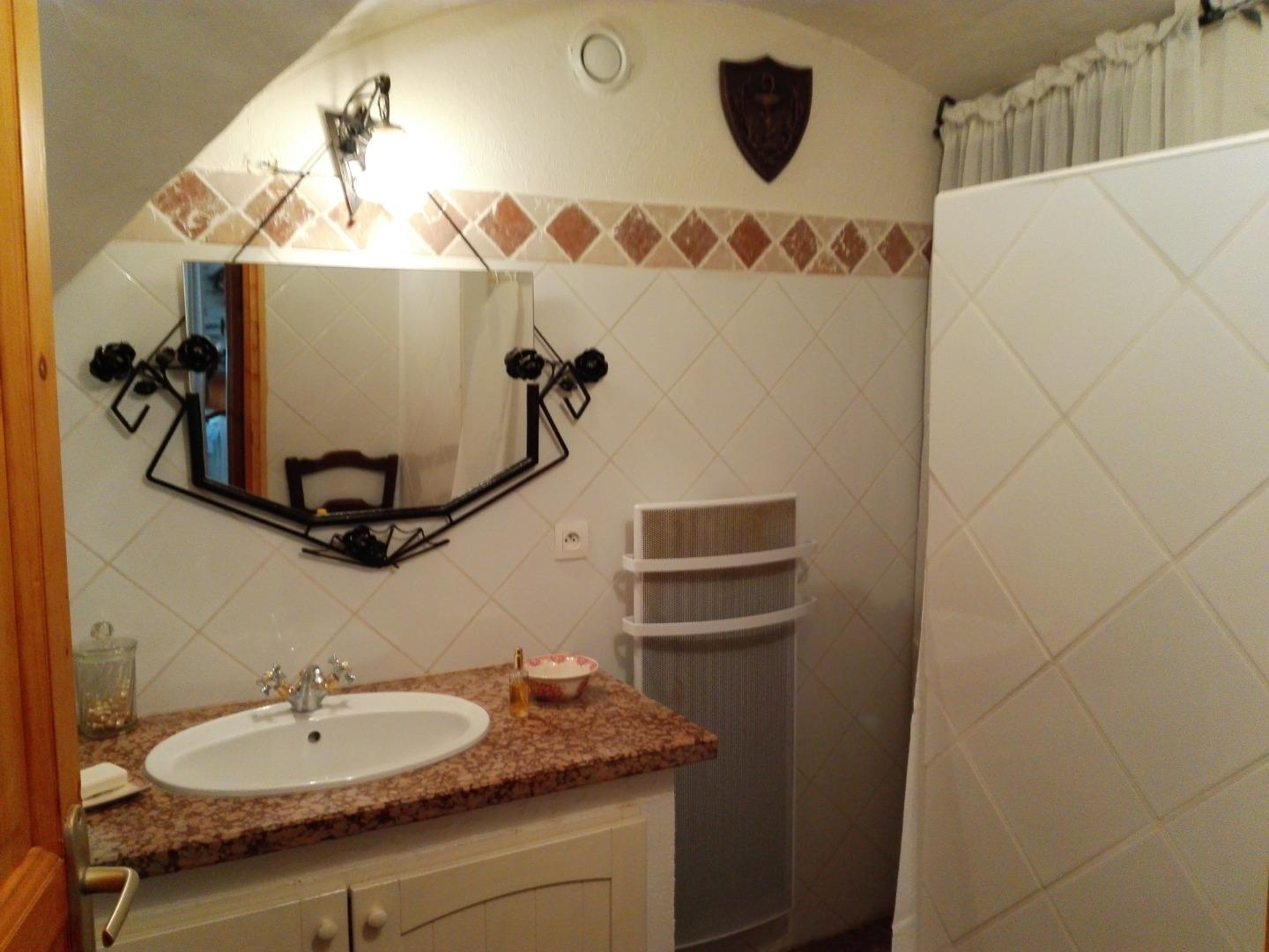 Salle de bain chambre parentale