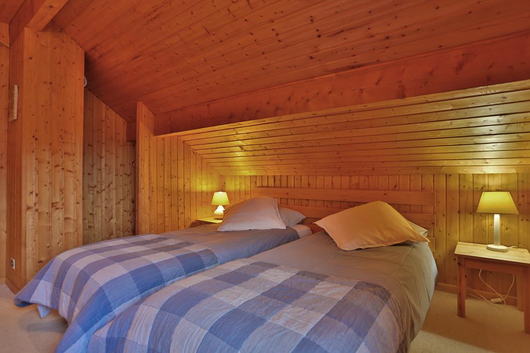 chambre avec é lits jumeaux ou un grand lit de 160 cm