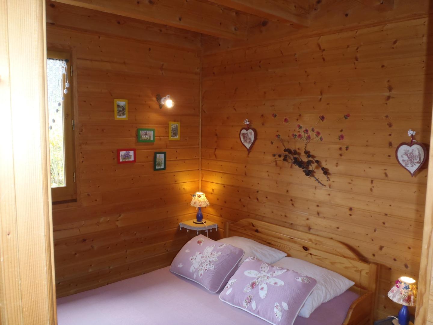 RDC Chambre avec lit double
