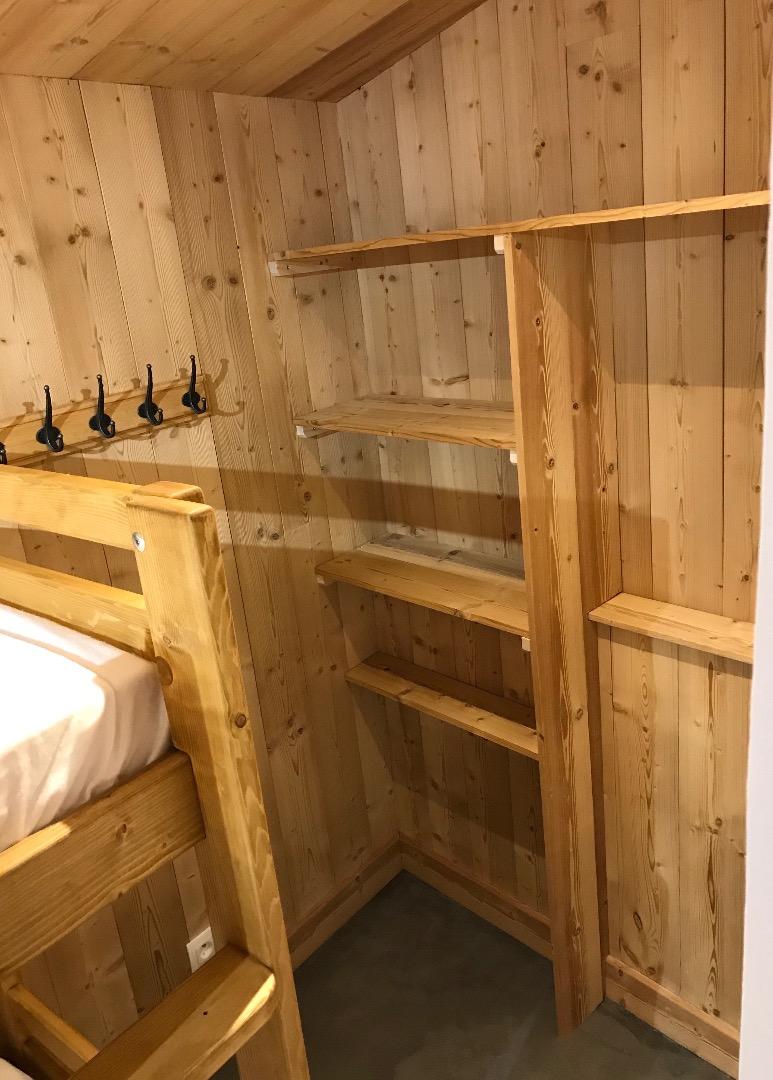coin nuit, avec 2 lits superposés de 80 cm