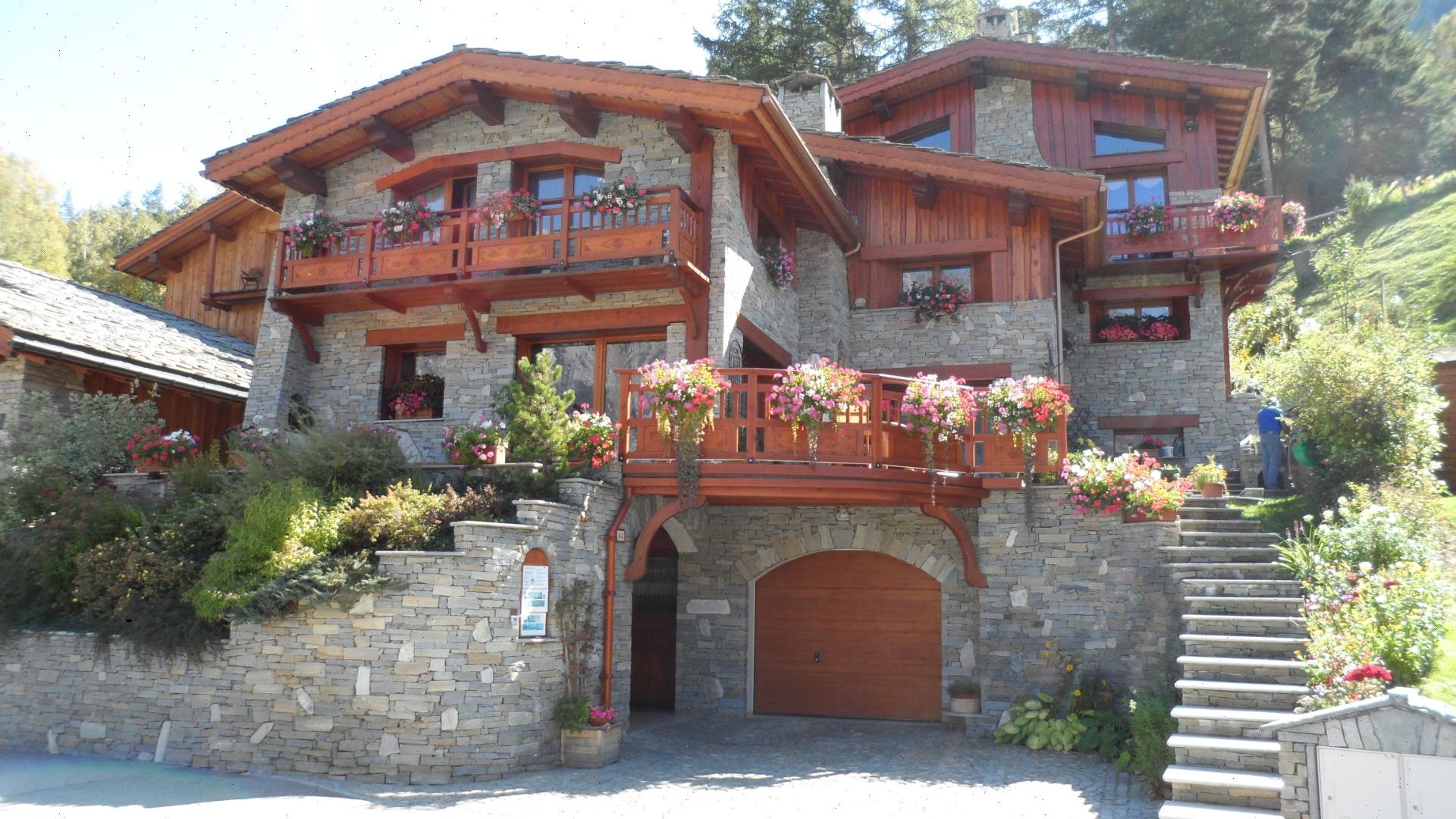 Vue d'ensemble du chalet