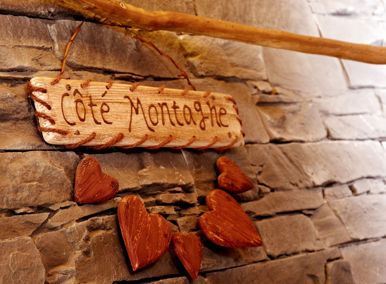 Boulangerie    face au chalet  à - de 100m