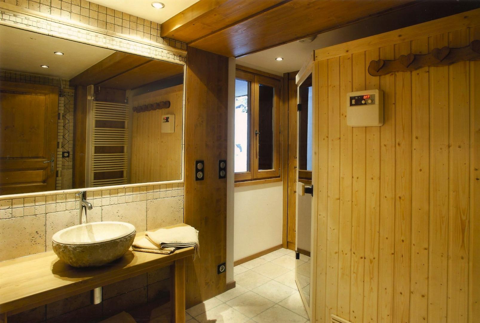 Sauna, SDB du Rez-de-jardin