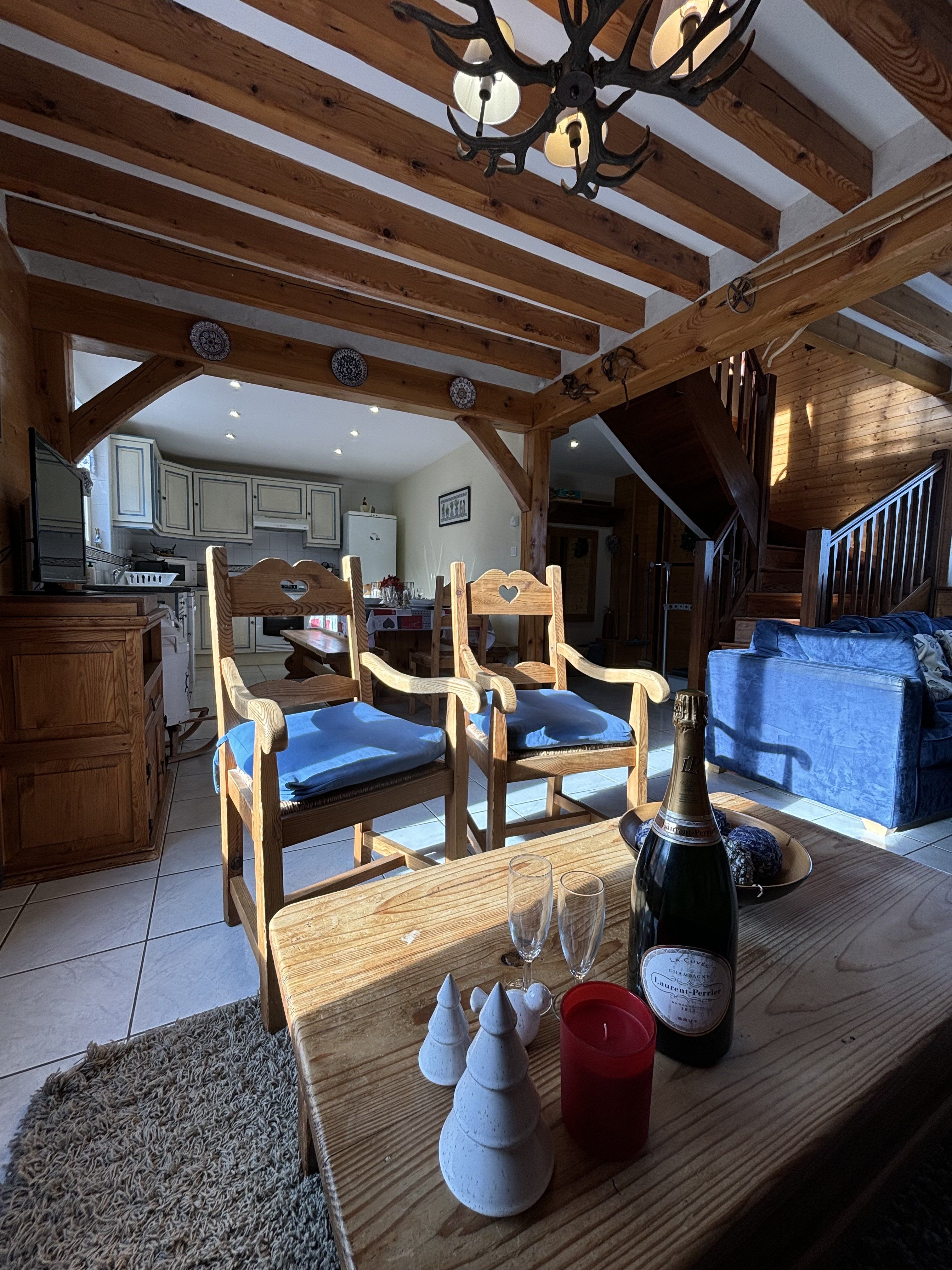Salon pour Noël à Mountain Lodge (1er étage)