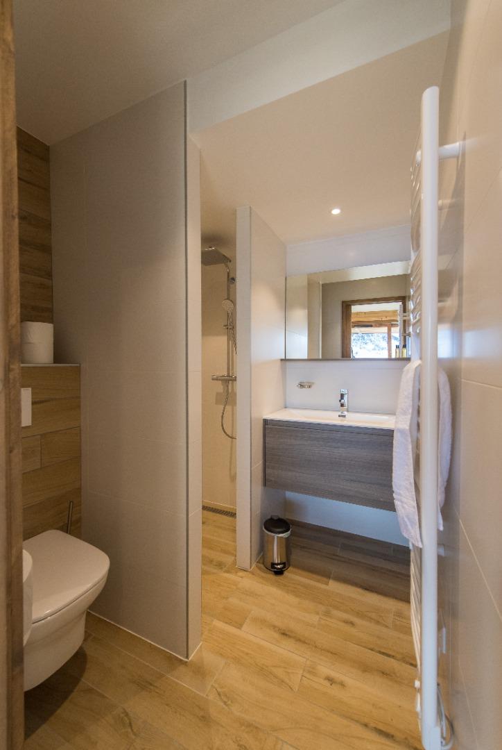Salle de bains chambre 2