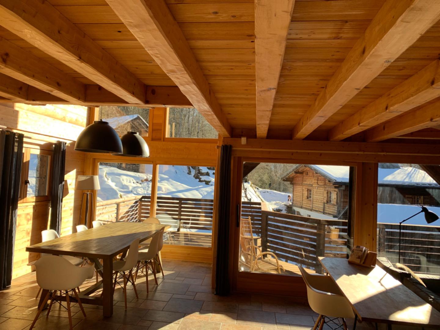 Salle à Manger et Terrasse
