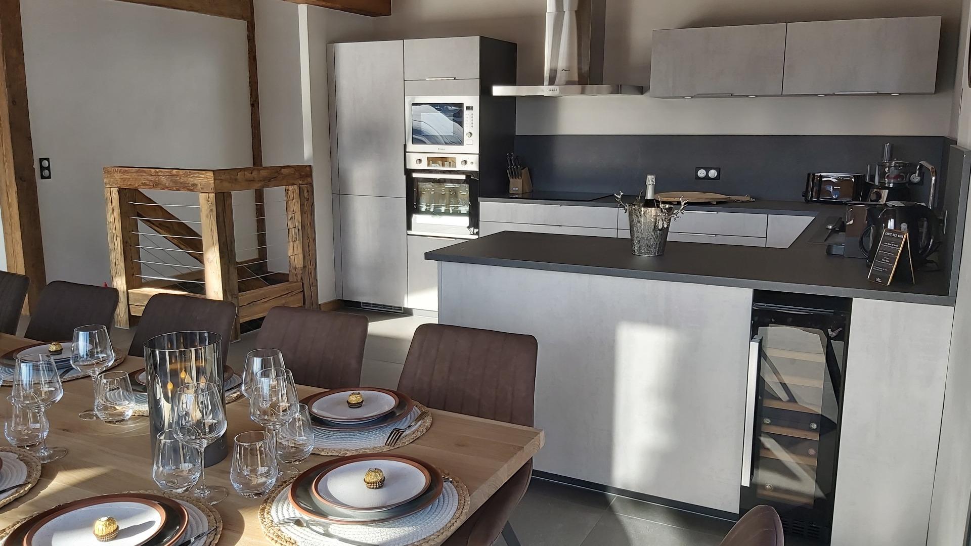 Cuisine équipée pour 12 personnes