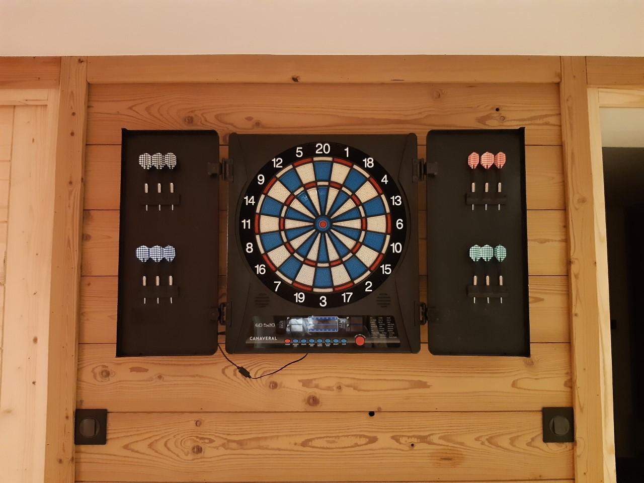 Salle de jeux - espace fléchettes
