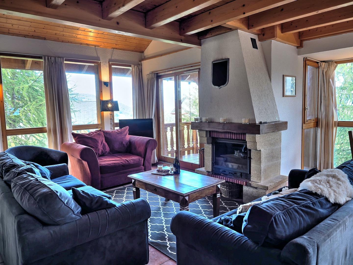 Cozy salon