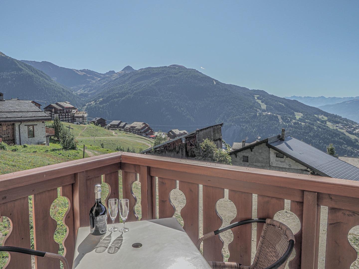 Vue depuis balcon été
