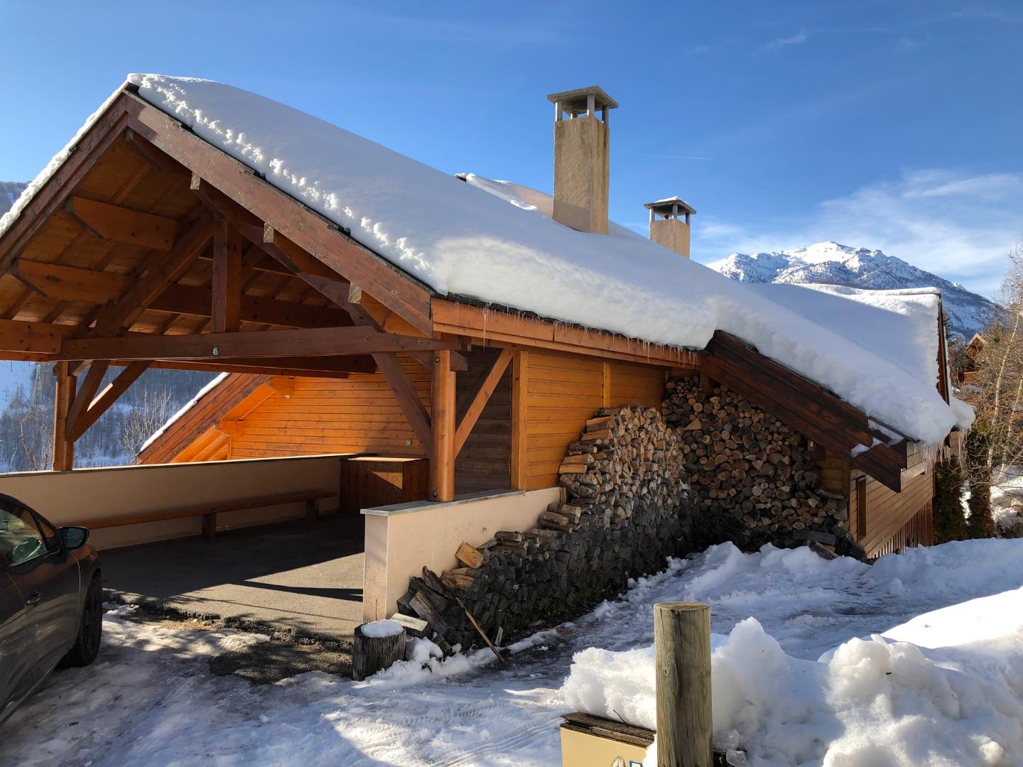 Entrée du chalet (3 parking)